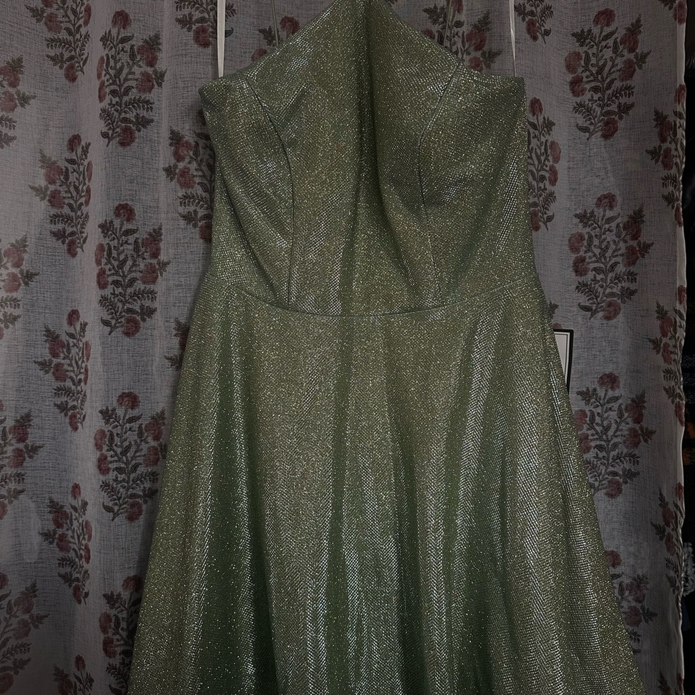 Green Halter Neck Gown for Prom